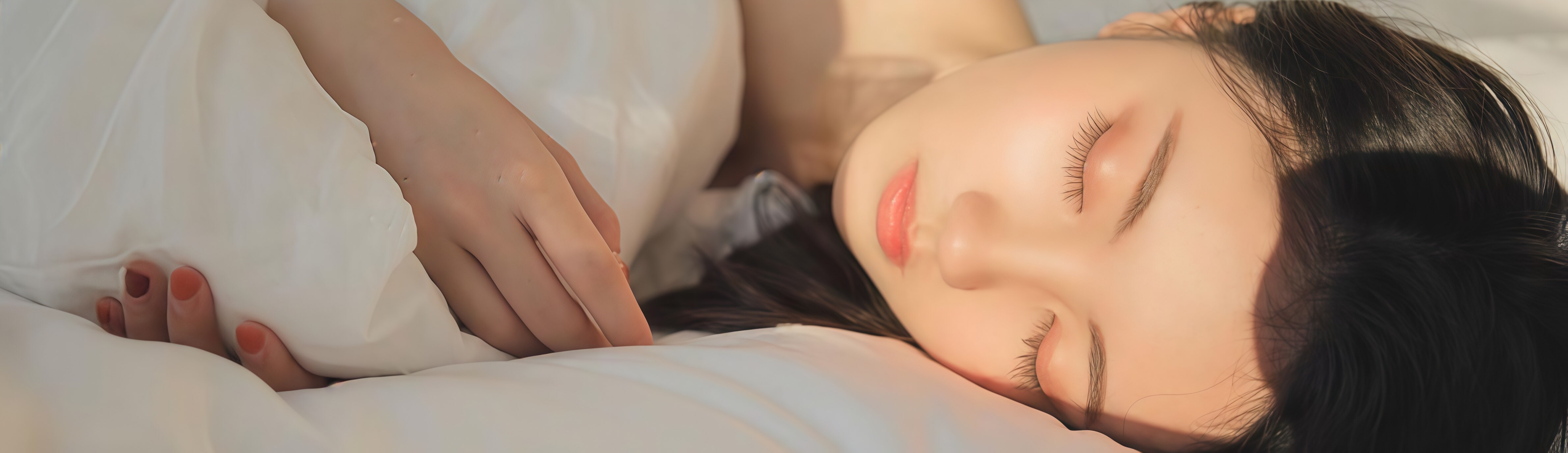 草丛偷欢- 带你探索深夜禁忌释放内心深处的渴望与激情!