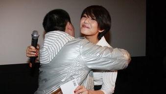 抱视频明星,揭秘视频明星的魅力与影响力