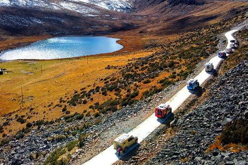 云南自驾游视频,探寻彩云之南的绝美风光与民族风情